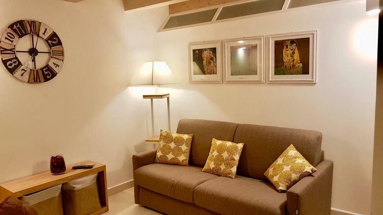 More Apartments Il Ferrarese 3 Bari Ngoại thất bức ảnh