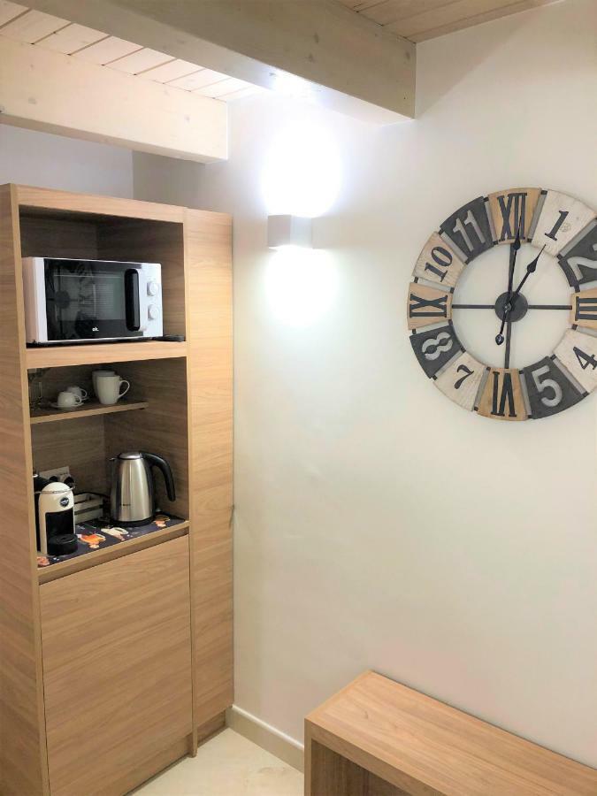 More Apartments Il Ferrarese 3 Bari Ngoại thất bức ảnh
